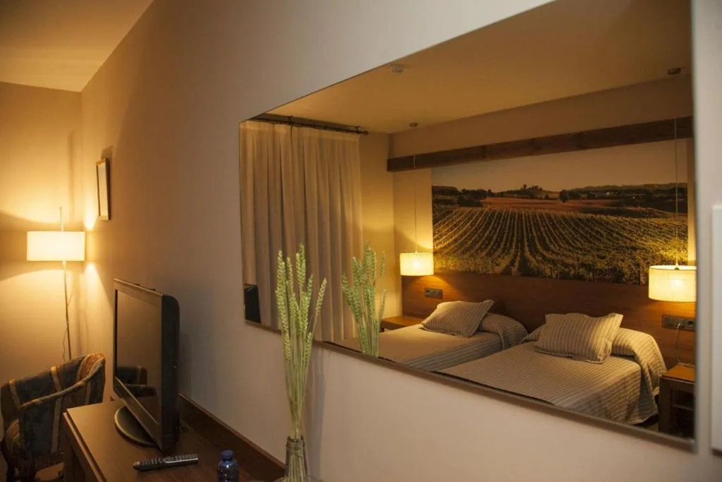 Quarto Duplo com varanda - 2 camas — Casa Lola