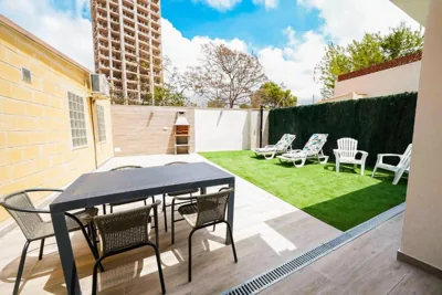 Casa LOMA con terreno privado y parking compartido - a 800m de Playa Poniente — foto 6