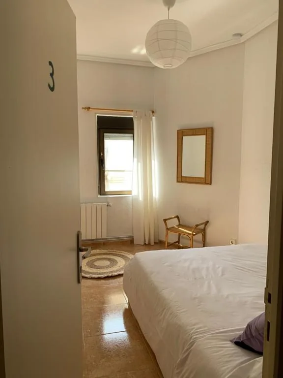 Doppelzimmer mit Gemeinschaftsbad — casa loopez Hostel