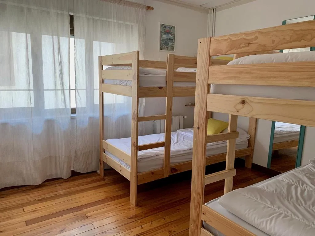 Etagenbett im gemischten Gemeinschaftsschlafsaal — casa loopez Hostel