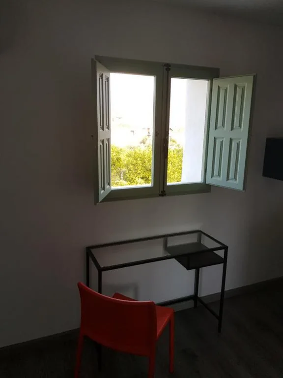 Camera matrimoniale con vista sulle montagne — Casa los tejones