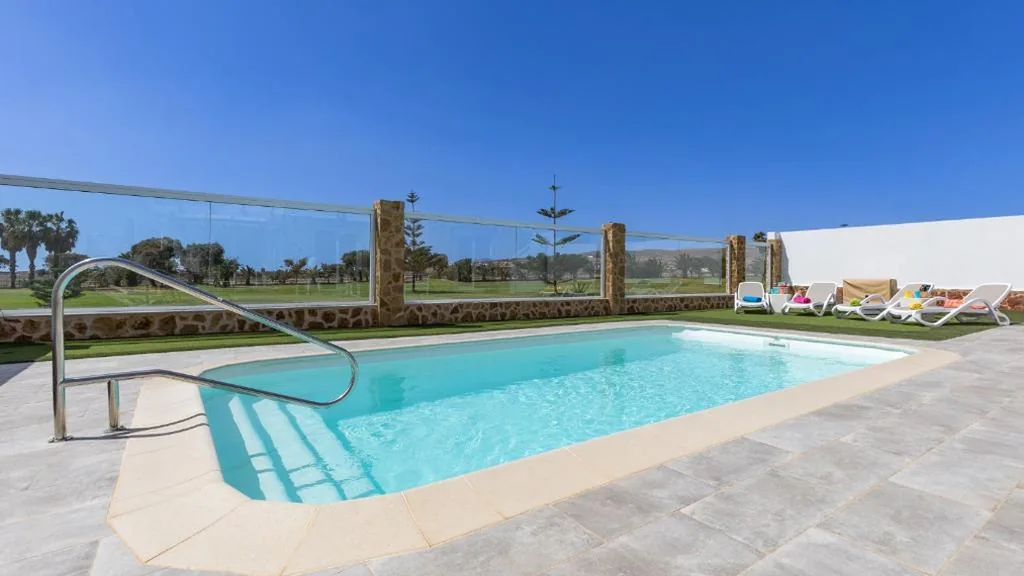 Villa — CASA LOTTIE