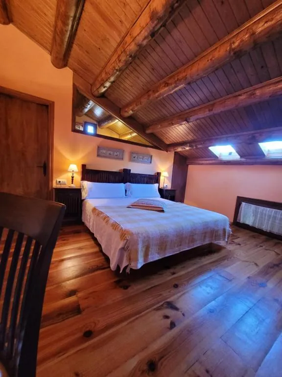Habitación Doble con baño privado - 1 o 2 camas — Casa Macianet