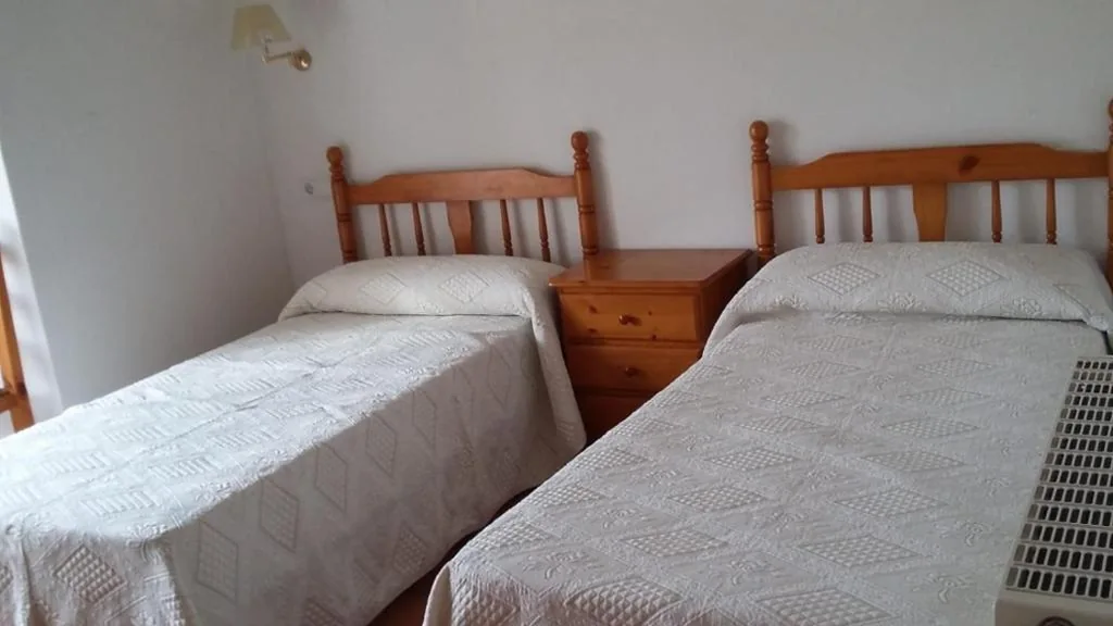 Camera doppia con 2 letti — casa malferit