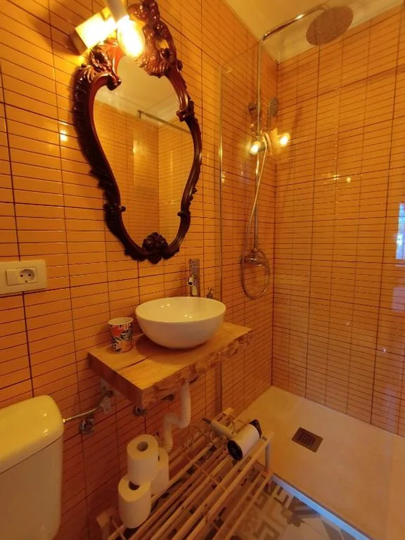 Chambre double avec salle de bains privative — Casa Mamre