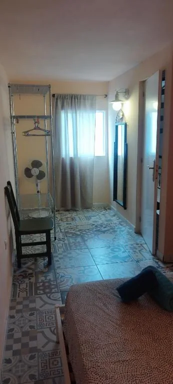 Chambre double standard avec salle de bains commune — Casa Mamre