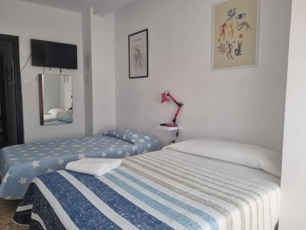 Doppelzimmer mit Gemeinschaftsbad — Casa Mara