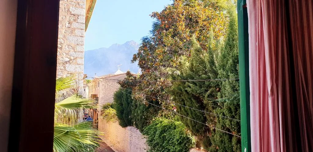 Quarto Triplo com casa de banho partilhada — Casa Margarita