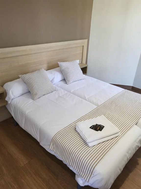 Deluxe tweepersoonskamer met balkon — CASA MARUXA pensión