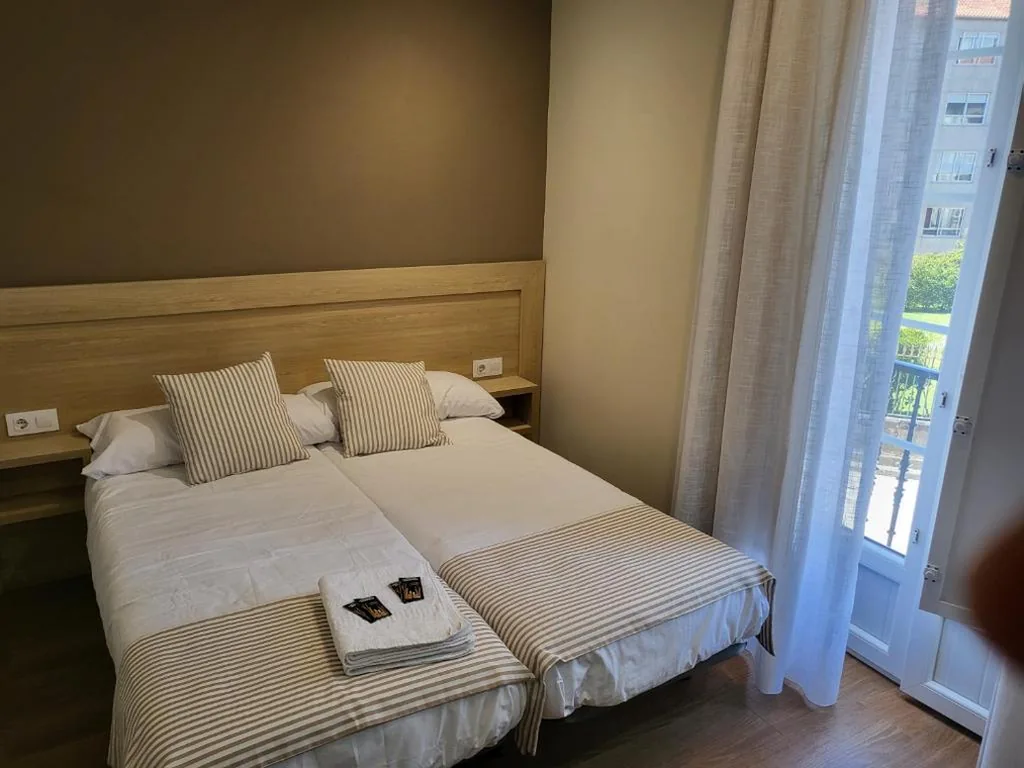 Deluxe tweepersoonskamer met balkon — CASA MARUXA pensión