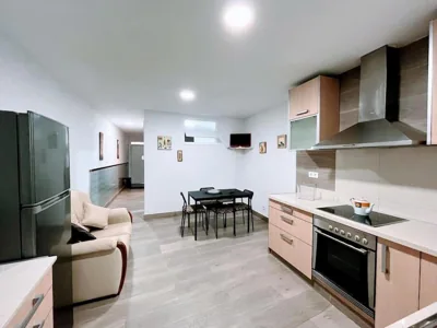 Casa Mary independiente céntrica con terraza cubierta — foto 4