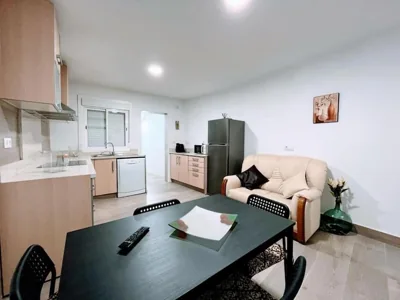 Casa Mary independiente céntrica con terraza cubierta — foto 7