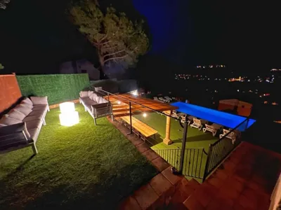 Casa Mas Ambros con piscina desbordante — foto 11