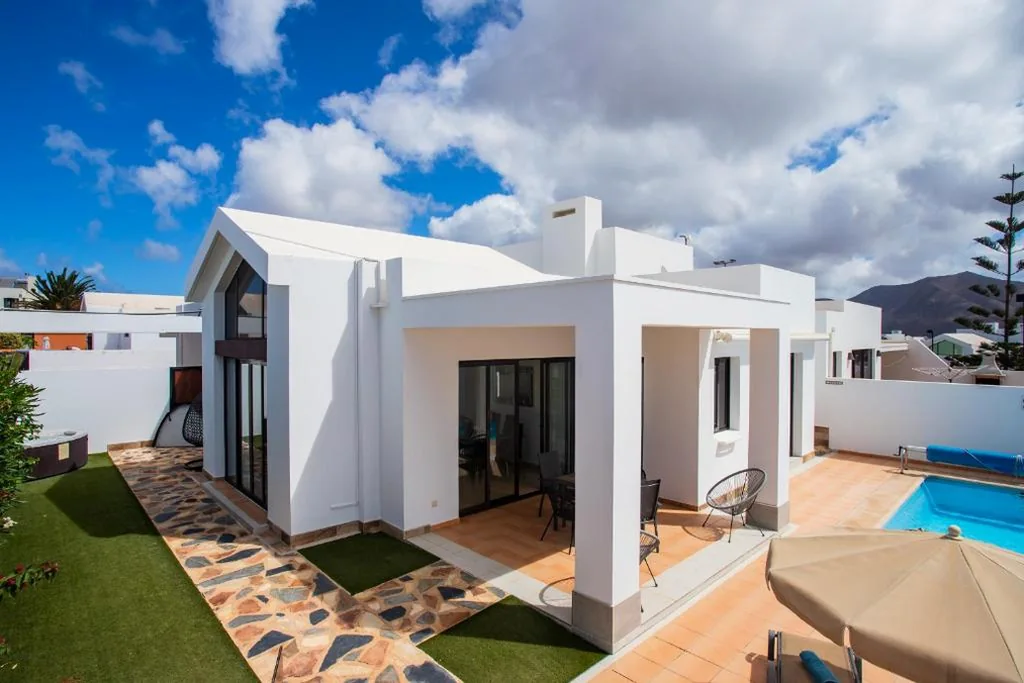 Villa mit Privatpool — Casa Maurizio - Heated Pool, Hot Tub & Hammam