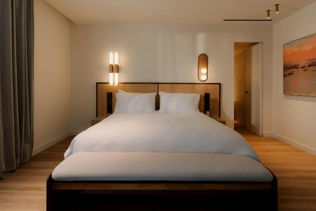 Habitación Doble con terraza — CASA METT Sitges - Adults Only