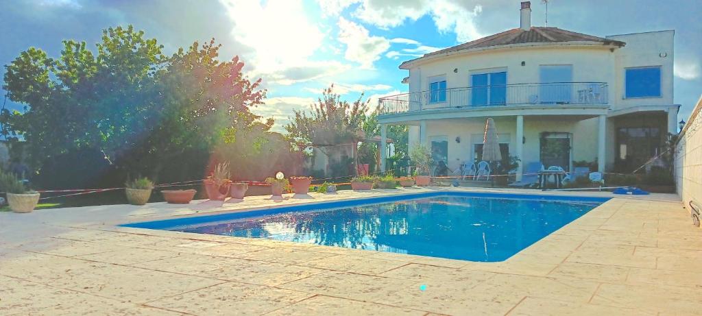 CASA MIGUEL y SALLY