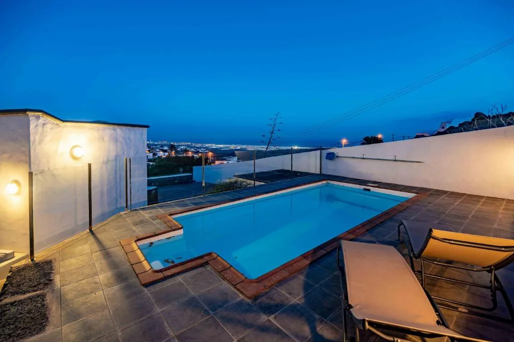 Villa com piscina privada — casa mira Vivienda vacacional