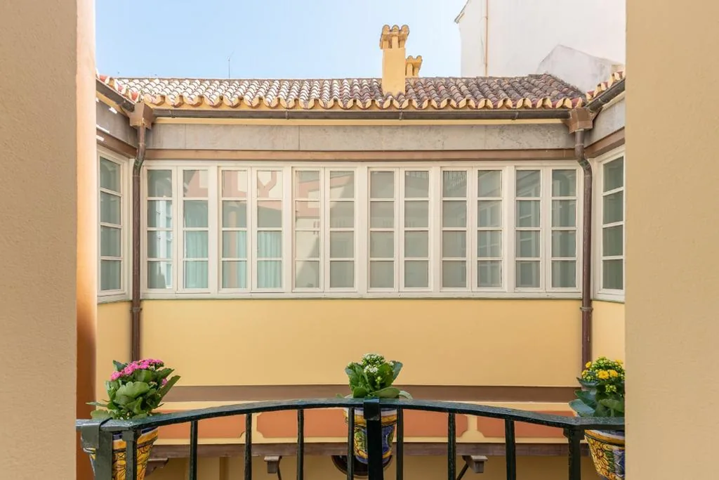 Quarto Duplo com varanda — CASA MIRAFLORES