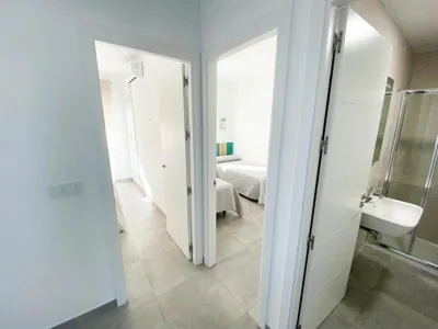 Casa moderna, piscina, playa, TV75, Netflix, PS4 — foto 3
