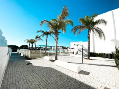 Casa moderna, piscina, playa, TV75, Netflix, PS4 — foto 7