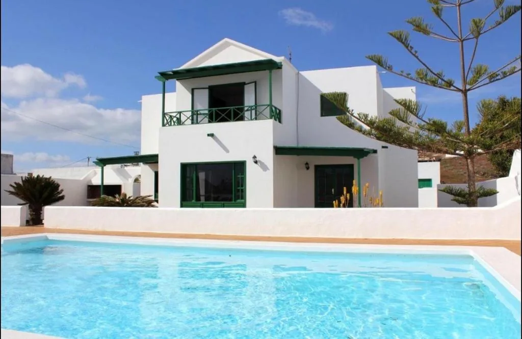Villa — Casa Munsoo