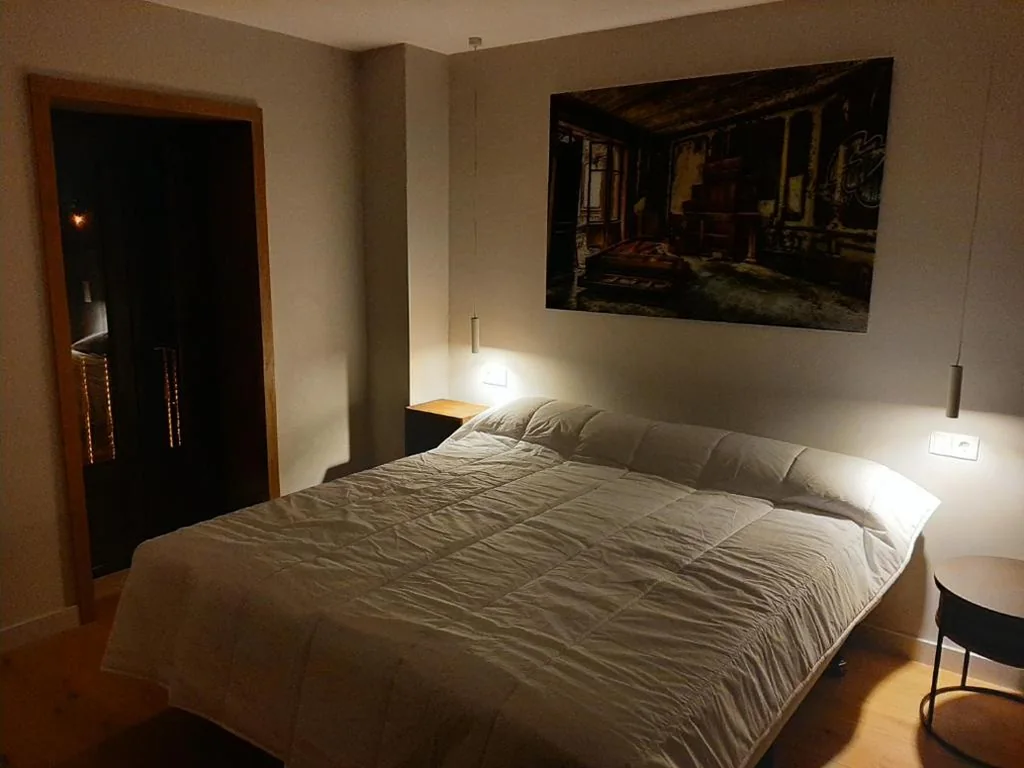 Camera doppia con bagno privato — Casa Néboa.