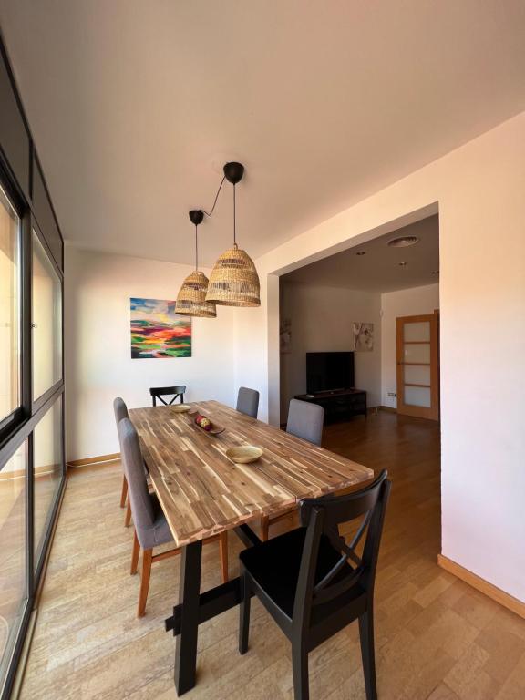 CASA NEUS, Casa única cerca de Barcelona