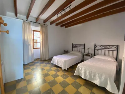 casa nuria, en el centro, al lado de la escalinata del calvario para 6 personas — foto 7