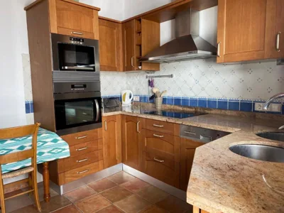 casa nuria, en el centro, al lado de la escalinata del calvario para 6 personas — foto 12