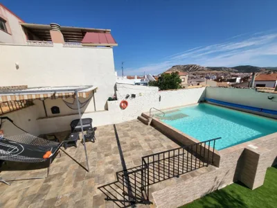 Casa Oasis Puertollano, una casa en un entorno rural en Puertollano, agradable, con Piscina en zona tranquila — 写真 4