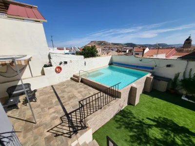 Casa Oasis Puertollano, una casa en un entorno rural en Puertollano, agradable, con Piscina en zona tranquila — 写真 11