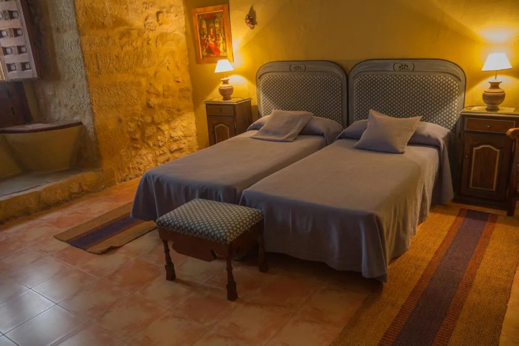 Habitación Doble Superior - 2 camas — Casa Palacio Conde de Garcinarro