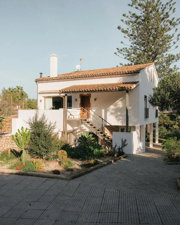 Villa de 3 dormitorios — Casa Parella y Casa Araucaria