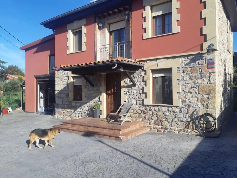 Casa com 4 quartos — Casa Pasiega