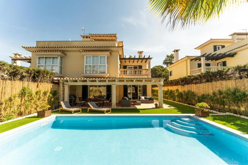 三卧室房屋 — Casa Pinsa - Großzügiges mediterran-stilvolles Ferienhaus mit eigenem Pool in Puig de Ros