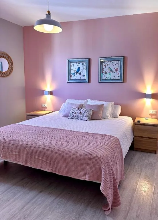 Quarto Duplo com Casa de Banho Partilhada - 2 Camas — Casa Regina Tenerife