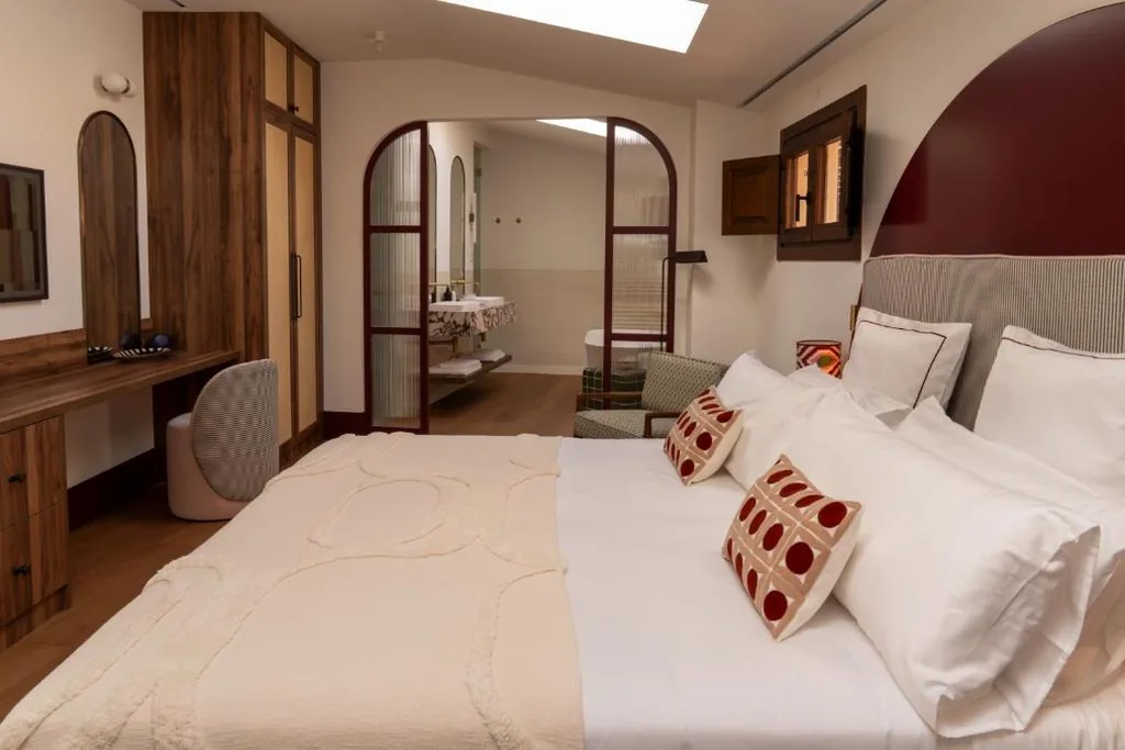 Casa Roca - Palma Old Town Wine Hotel