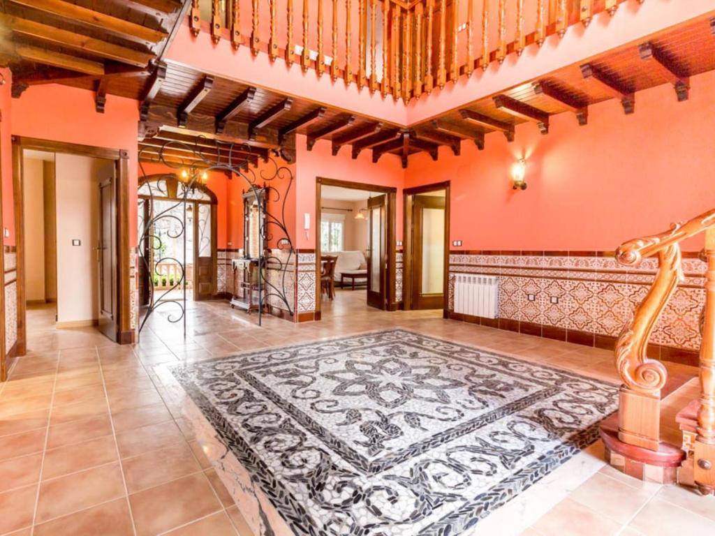 Casa rosa del romeral