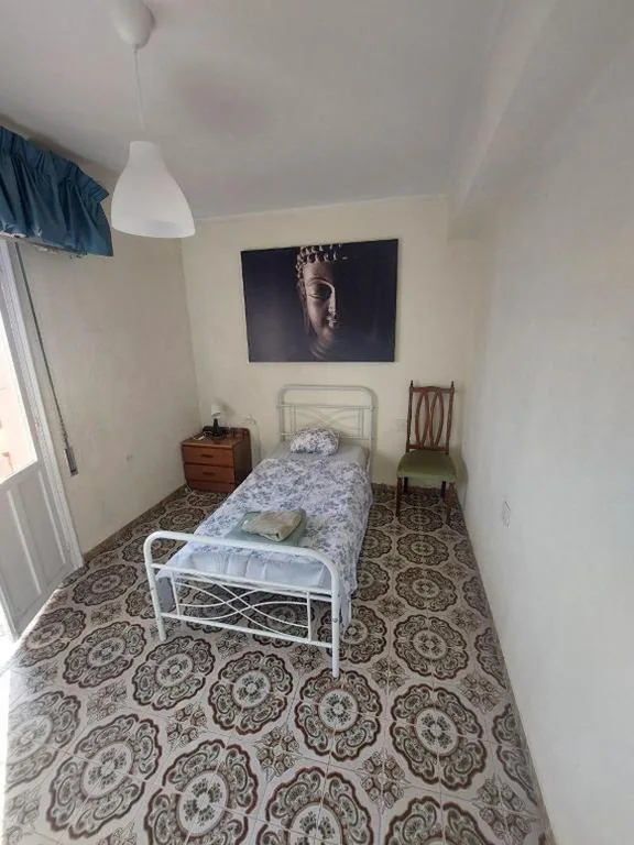Camera doppia con balcone - 2 letti — casa royal alicante
