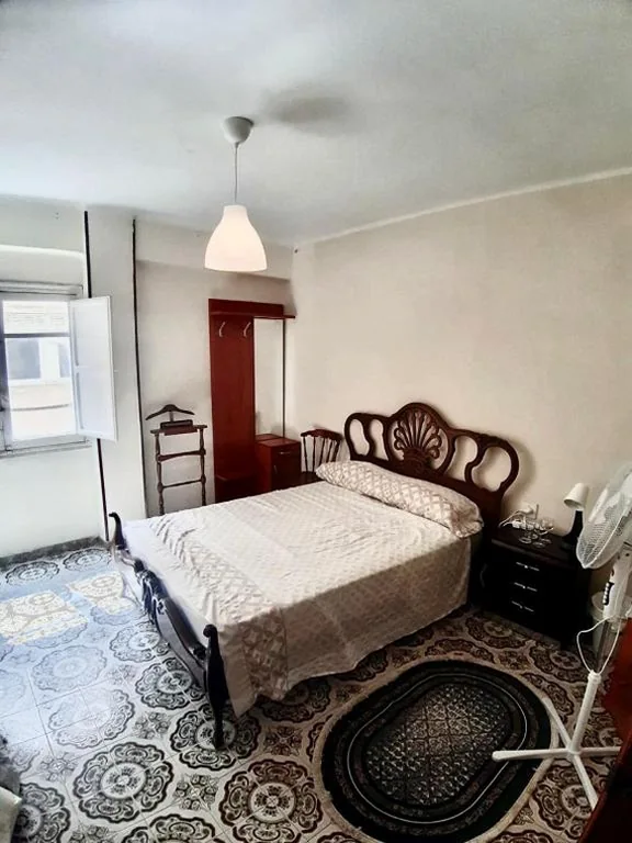 Camera doppia economica — casa royal alicante