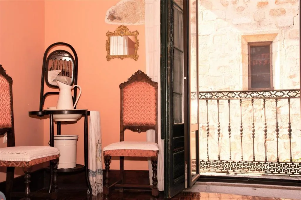 阳台套房 — Casa Rural Antolina