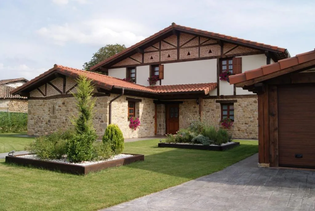 Chalet — Casa Rural Bakubitxi