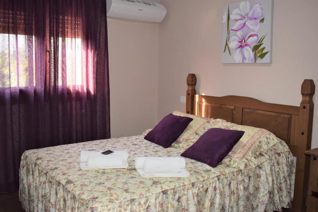 Habitación Doble con baño privado — Casa Rural Casa Queta