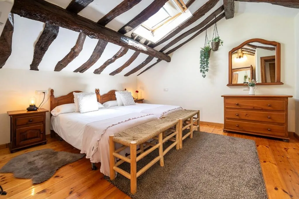 Habitación Doble Estándar - 2 camas — Casa Rural Casa Selmo