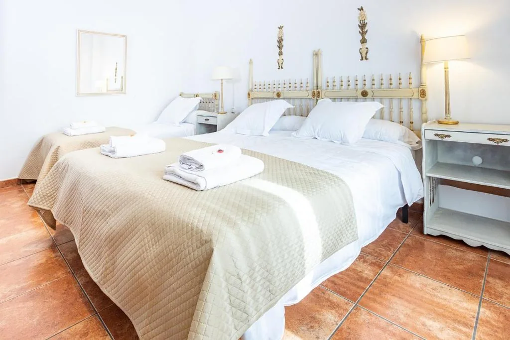 Camera doppia con terrazza — CASA RURAL Cigarral del Pintor