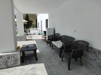 Casa rural con piscina climatizada y barbacoa a 10 km de Alicante y playas, 3000 m2 de terreno — photo 11