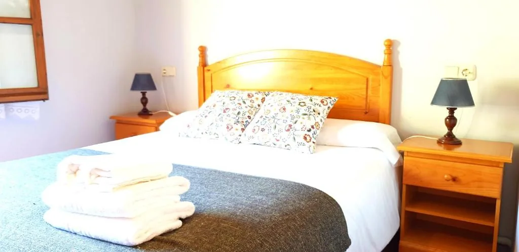 Camera doppia con bagno privato — Casa Rural Cuny