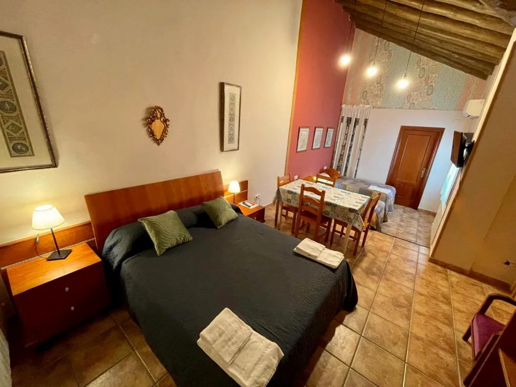 Camera quadrupla con bagno privato — Casa rural de la Abuela
