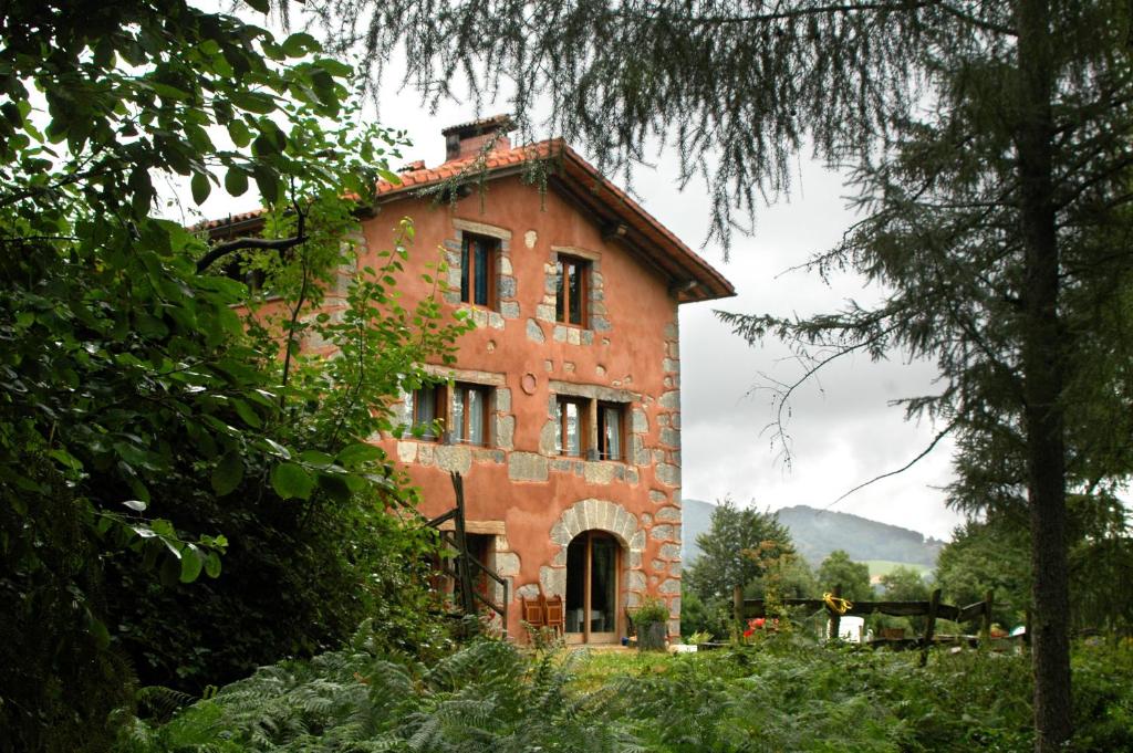 Casa Rural Ecológica Kaaño Etxea el Bosque y la Naturaleza Sentir