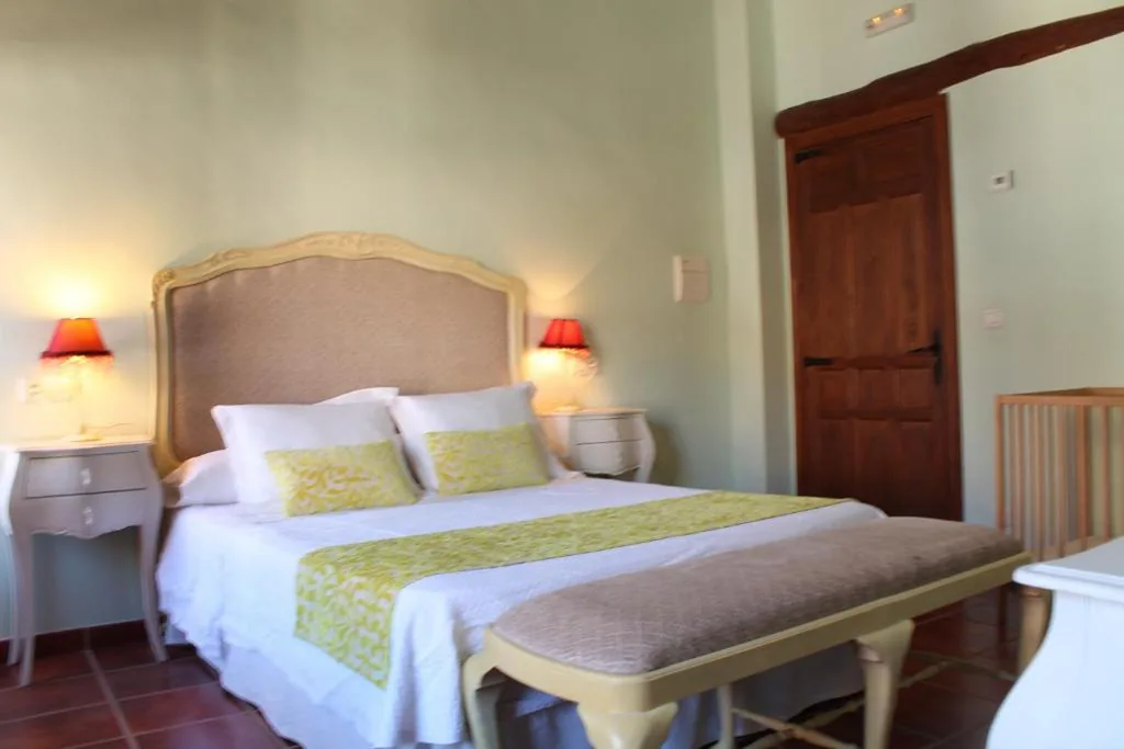Habitación Doble — Casa Rural El Gaiter